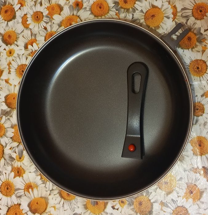 Сковорода металлическая