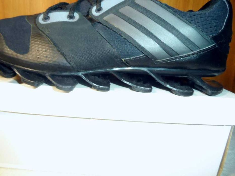 Кроссовки Adidas Springblade 25,5 см р.39-40 амортизирующие унисекс