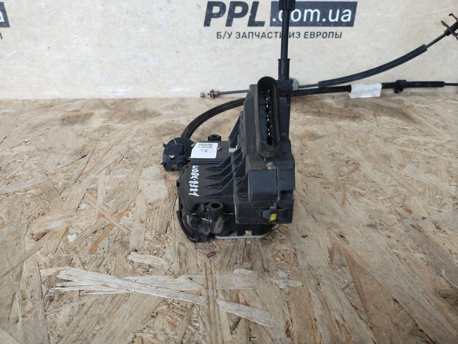 Ford Transit Tourneo Connect MK2 13-21 Замок двери задней правой 4 pin