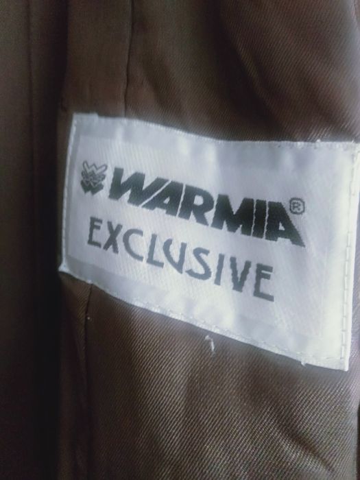 Klasyczny płaszcz damski