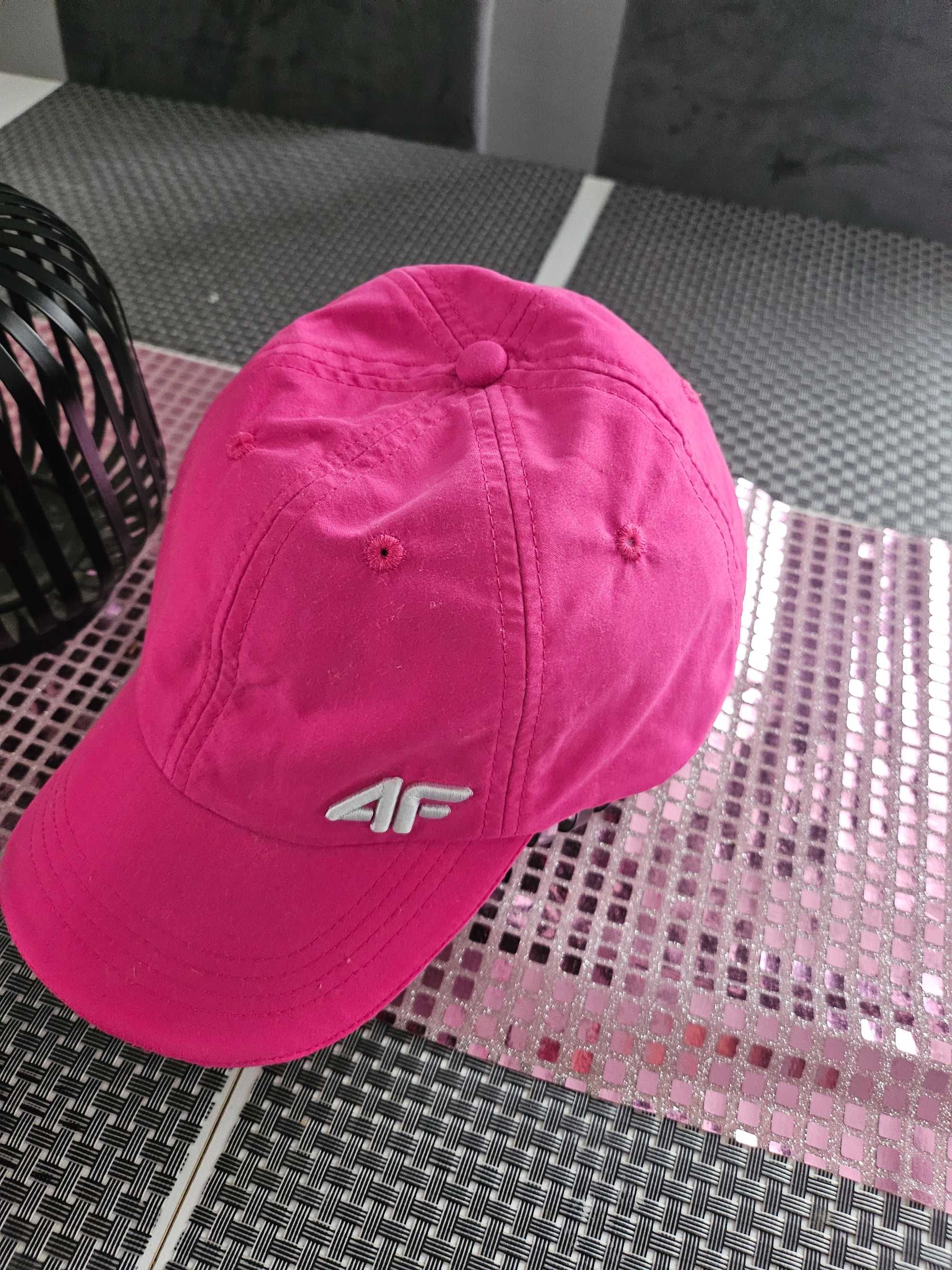 Śliczna czapeczka z daszkiem 4F rozm.L-XL