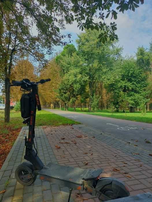 Електросасокат Kugoo kirin G4