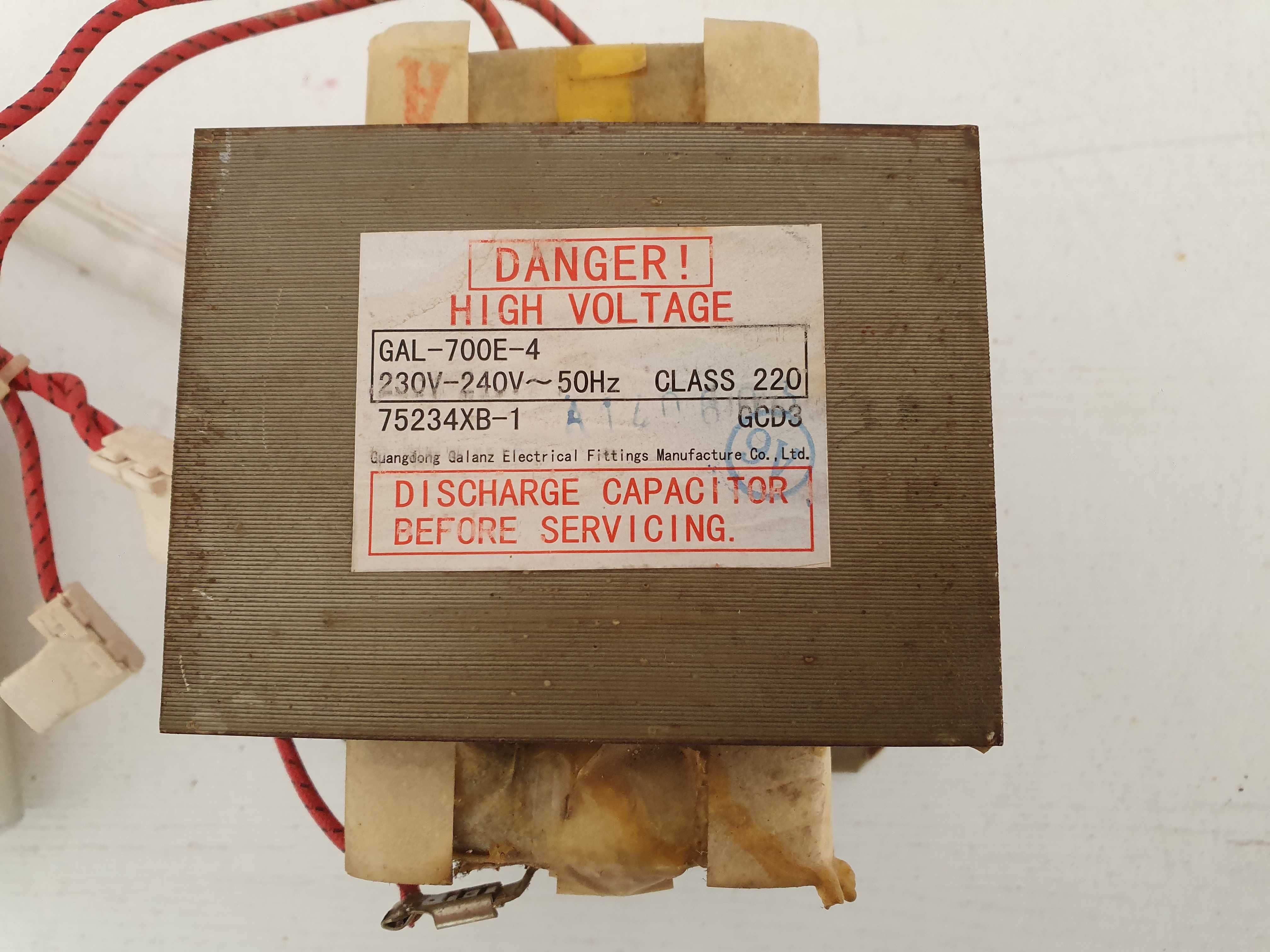 Transformator z kuchenki mikrofalowej mikrofalówki GAL-700e-4