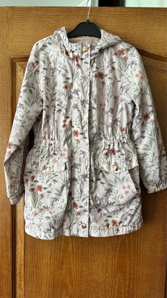 Вітровка куртка пальто на флісі для дівчинки 122-128 розмір 7-8 років