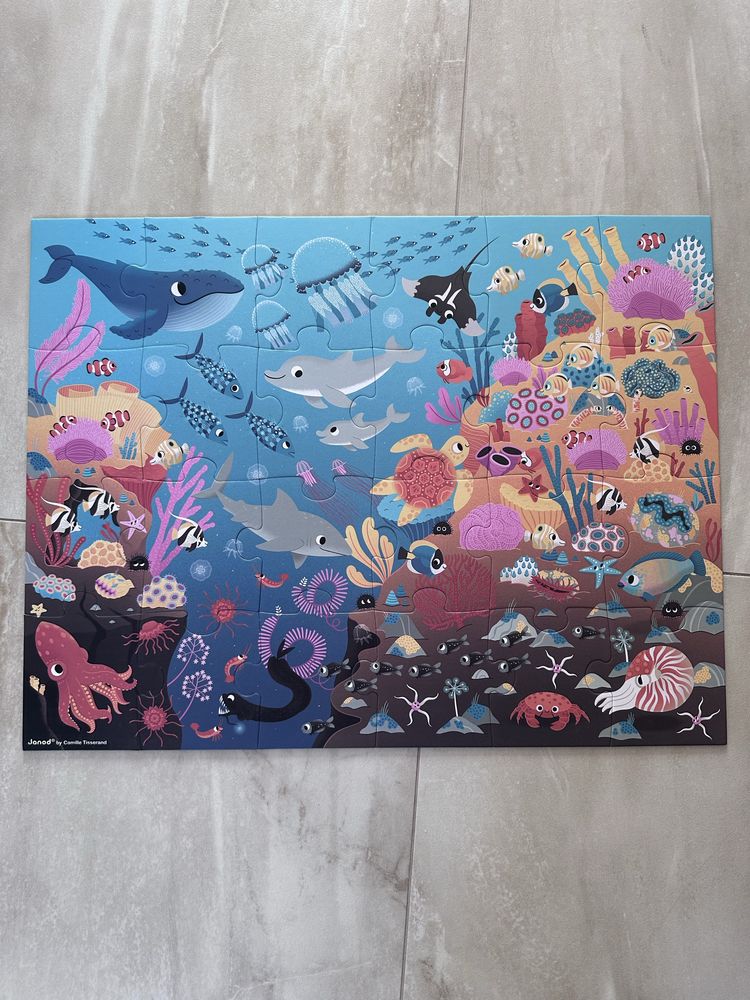 Puzzle Janod z latarką / elementy niewidoczne gołym okiem