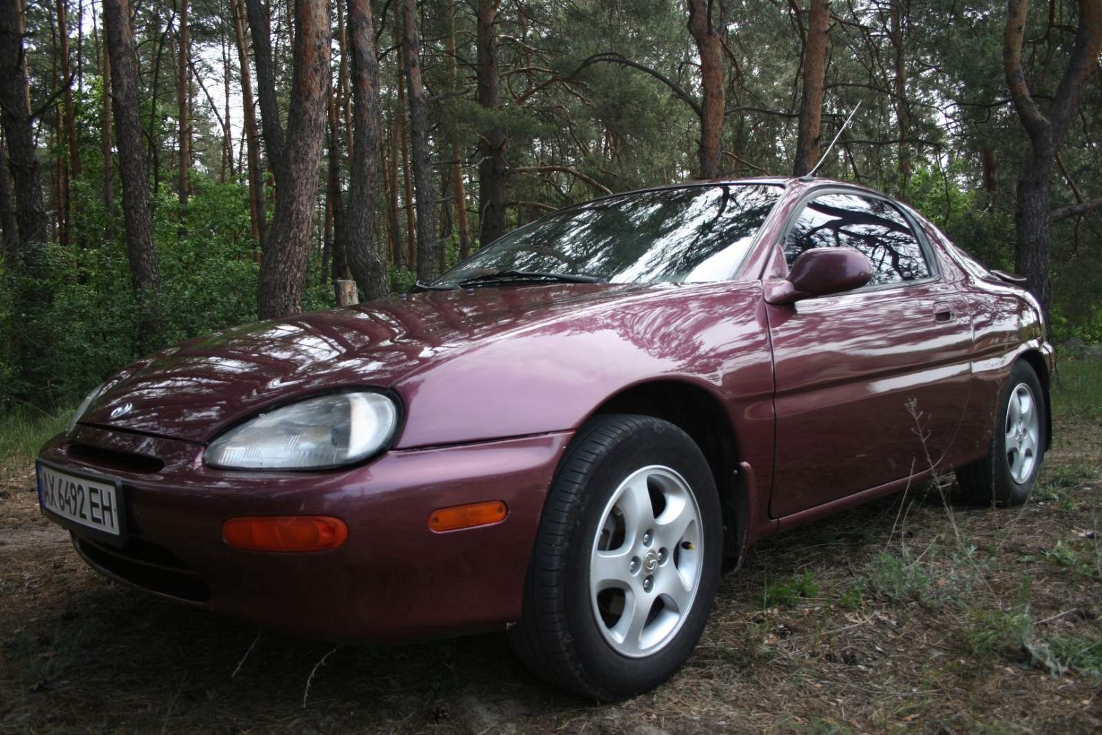 Mazda MX-3. V6. 1.8l. 1993г.