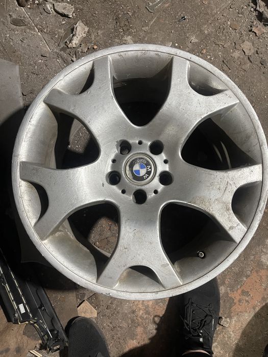 Диски BMW X5 Різноширокі 5/120 R19 10/9J ET45/48 dia72.6mm