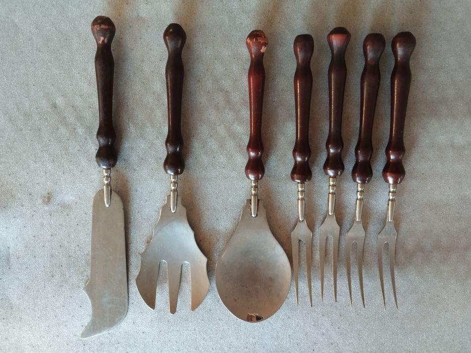 Zestaw sztućców do przystawek