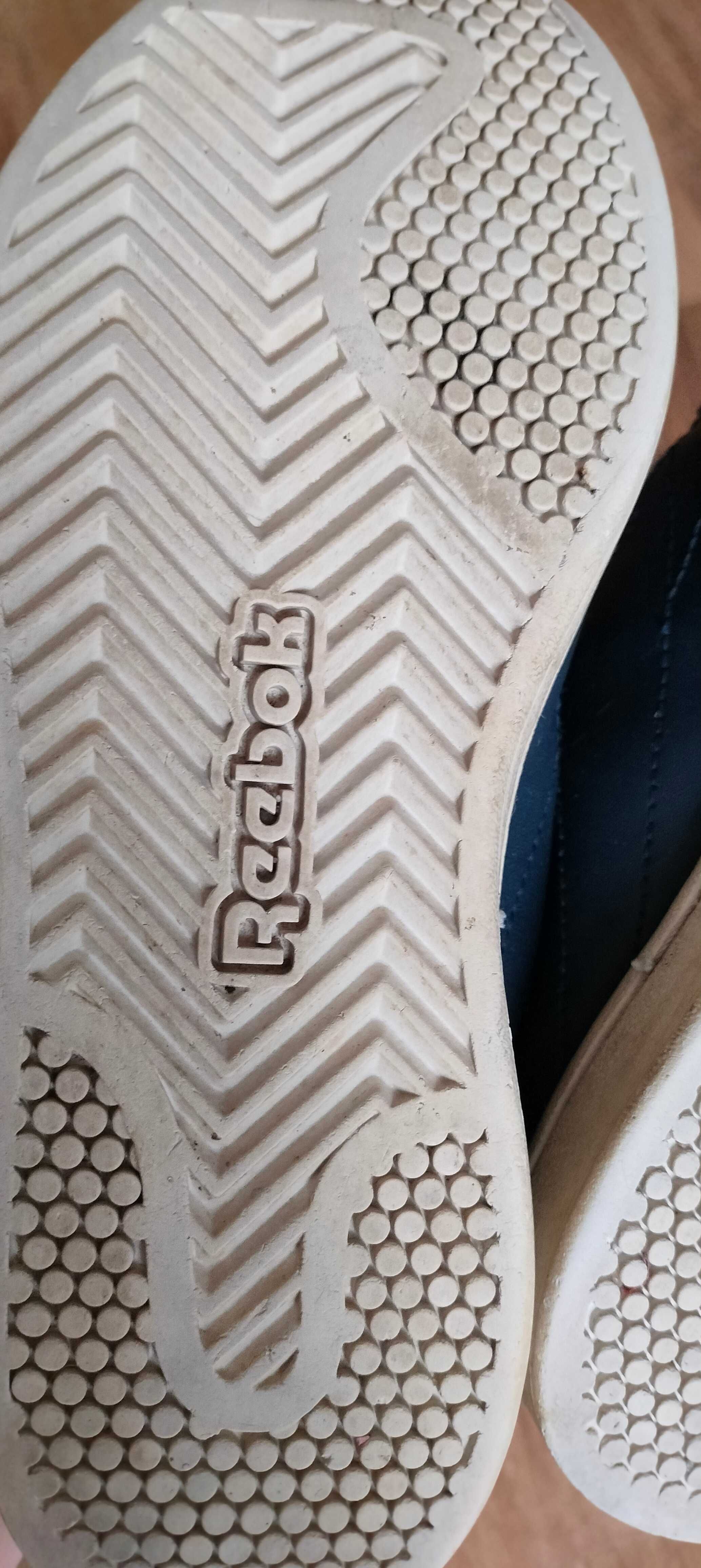 Buty chłopięce Reebok na przylepce 33 22 cm