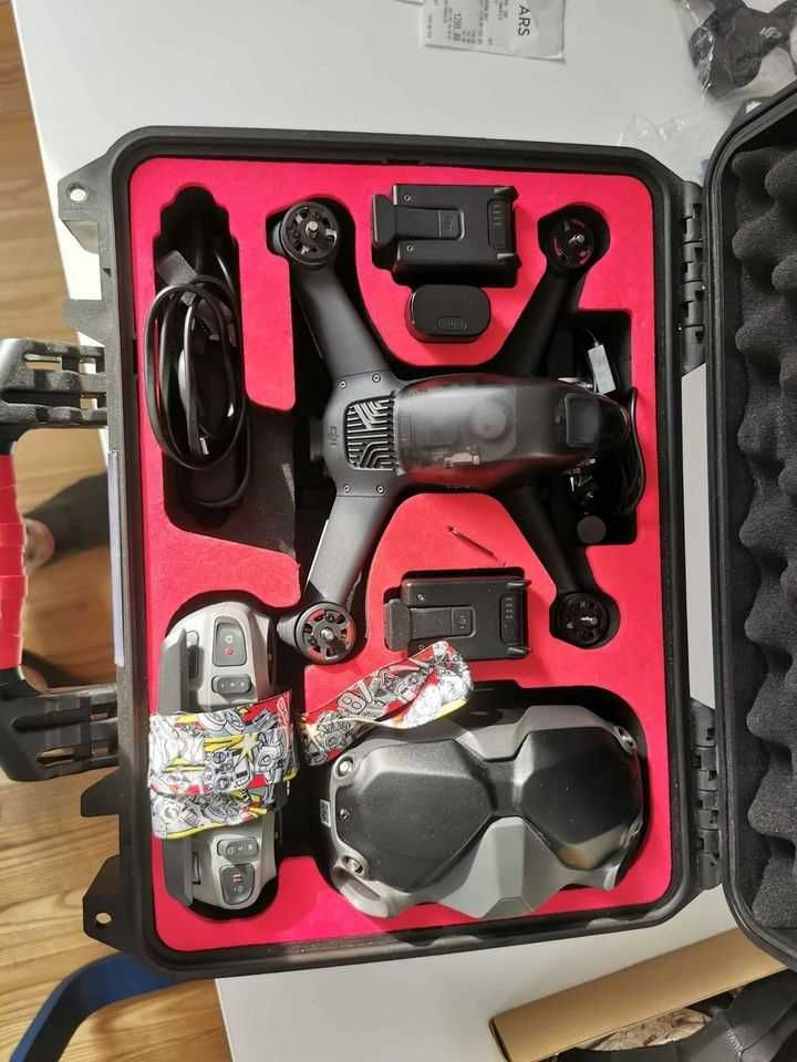 DJI FPV COMBO PLUS lataj więcej w zestawie