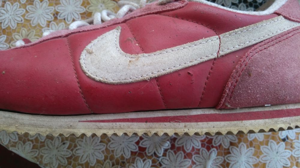 Кроссовки42 розмір фірменные nike