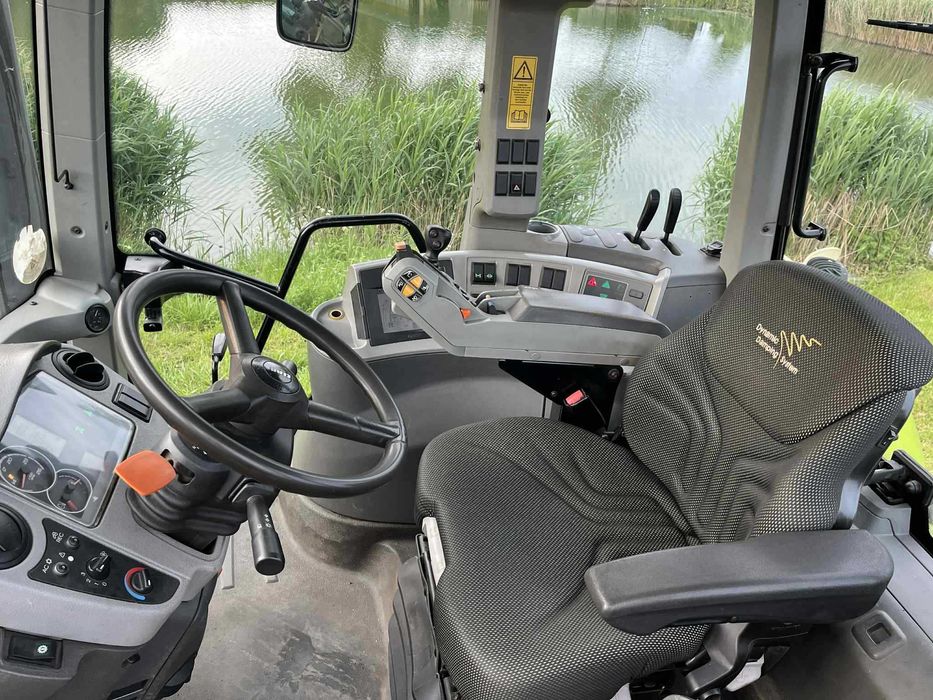 Claas Axion 810 CMATIC Przedni wałek WOM , PNEUMATYKA