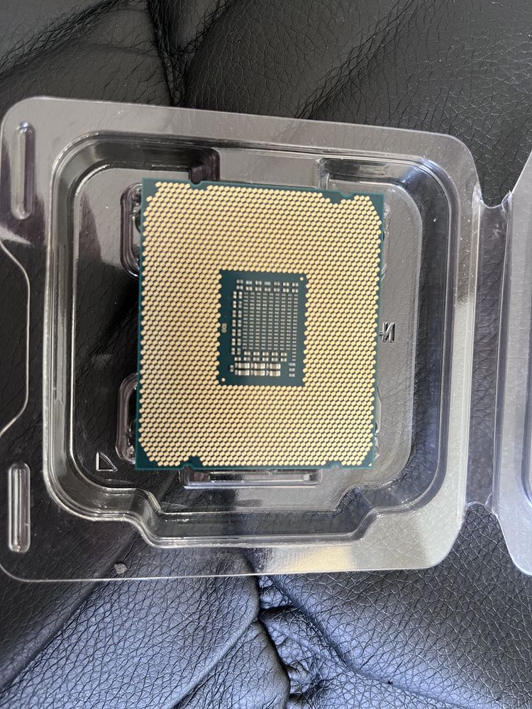 Процесор INTEL X-series i7-7740X з розблокованим множником