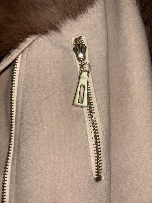 Wełniana kurtka z futrzanym kołnierzem r. S ( jak sobol )