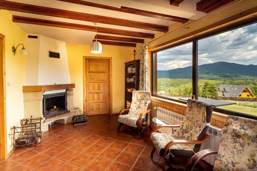 Dom Bieszczady pies widok ferie wakacje wyłączność Wetlina nocleg Góry