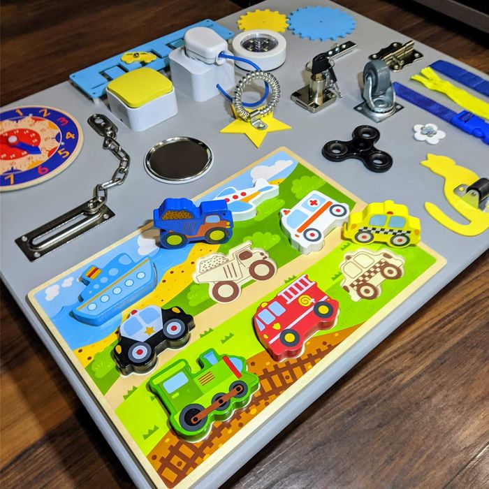 Tablica manipulacyjna 60x50cm Niebieski+żółty Puzzle, zegar