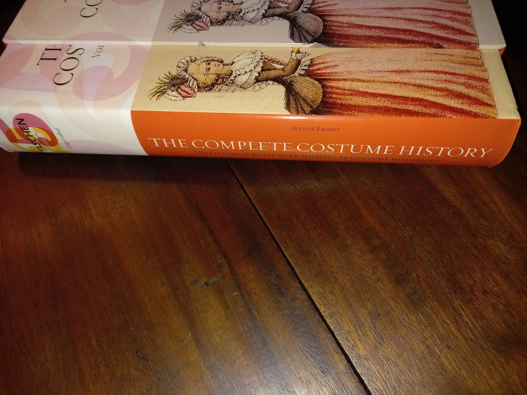 The Complete Costume History
de Francoise Tetart-Vittu