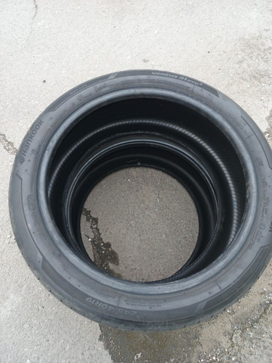 Резина шины колеса 245/40/19 и 255/40/19