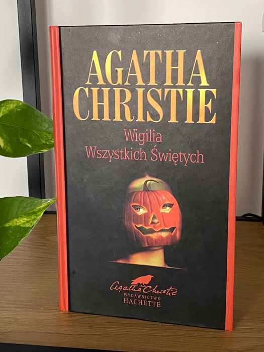 Wigilia Wszystkich Świętych, Christie Agatha