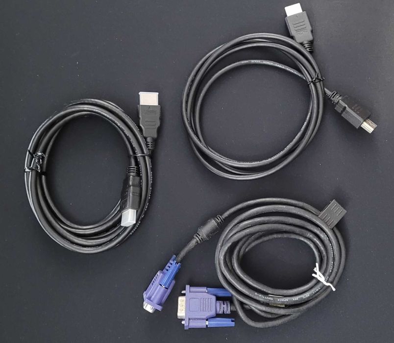 25.09.03 - Conjunto Cabos Video 2xHDMI 1xVGA