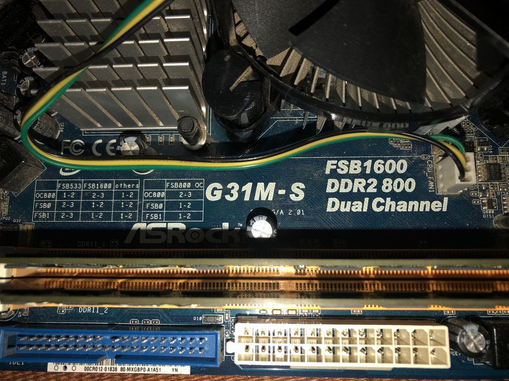 Комплект intel Q6600/mb/1gb ram