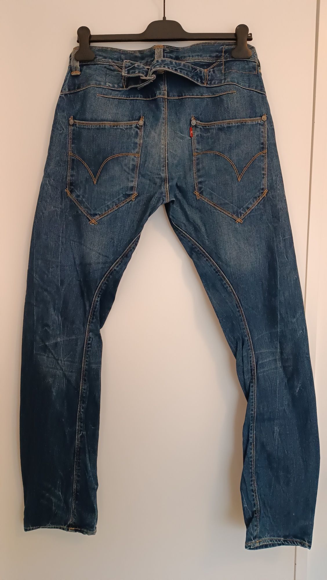 Levi's Engineered W31L32 (homem)