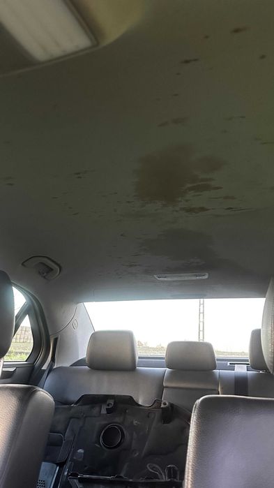 Mercedes E200CDI W212 Sedan 2010 r kolor 040 uszkodzony silnik OM651