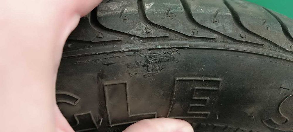 Продам комплект літньої гуми
Goodyear Eagle Sport