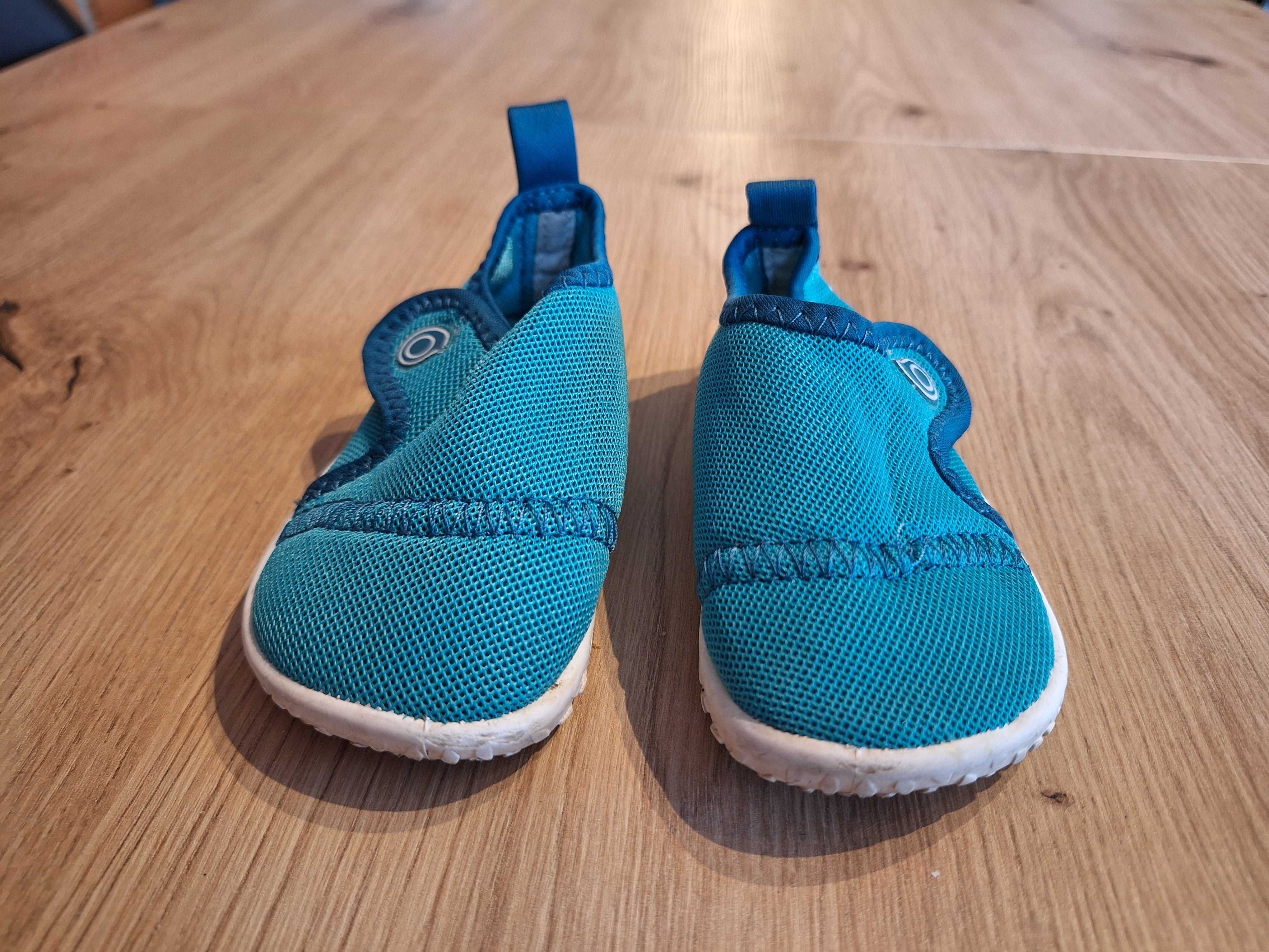 Dziecięce buty do wody / kapcie do przedszkola rozm. 22-23