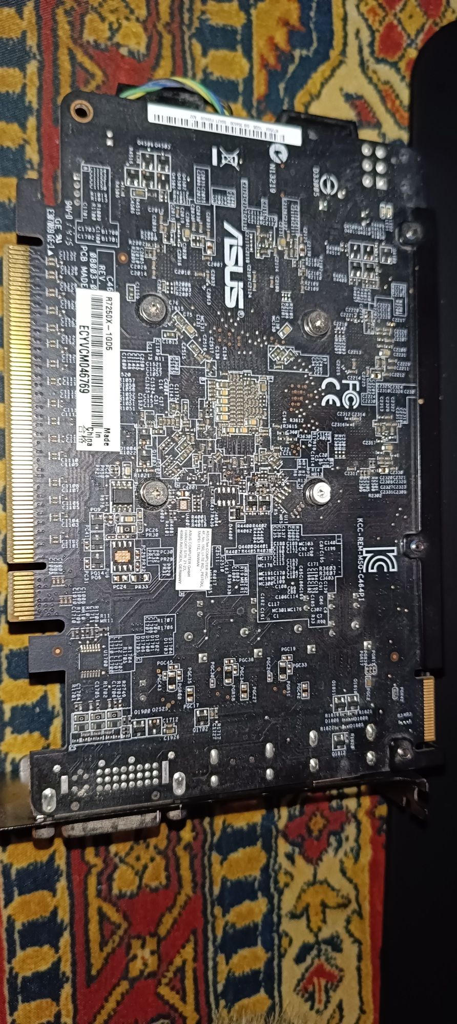ASUS Radeon R7 250X 1GB