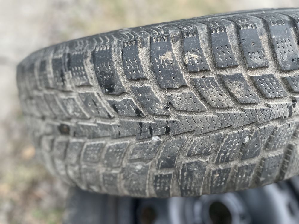 Резина з штампованими дисками GM 16R