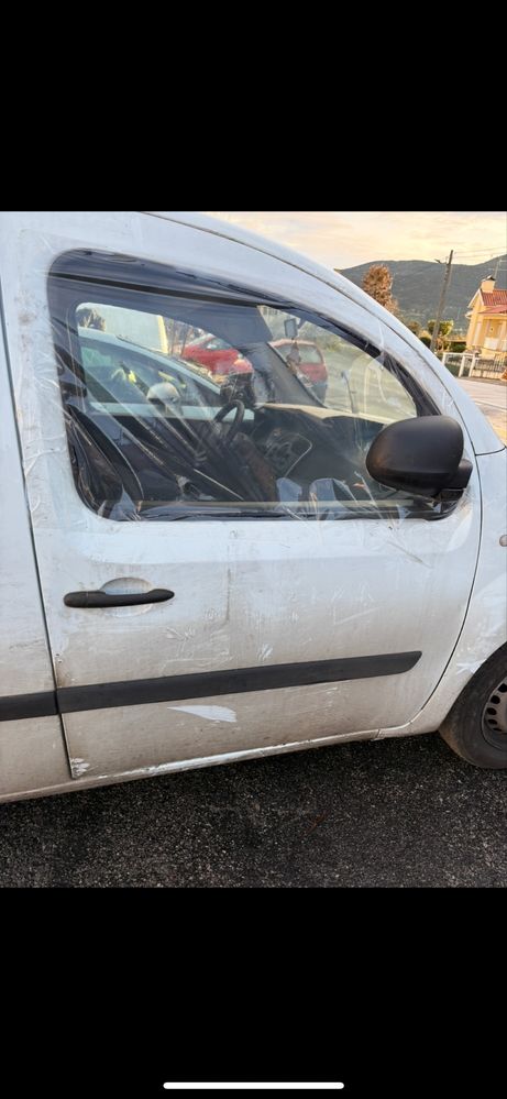 Porta frente Renault kangoo