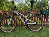 Pivot Firebird 29” carbon