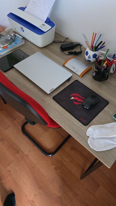 Vendo mesa para escritório
