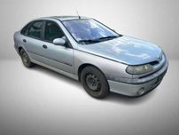 RENAULT LAGUNA 1 1.8 16V kolor MV640 części