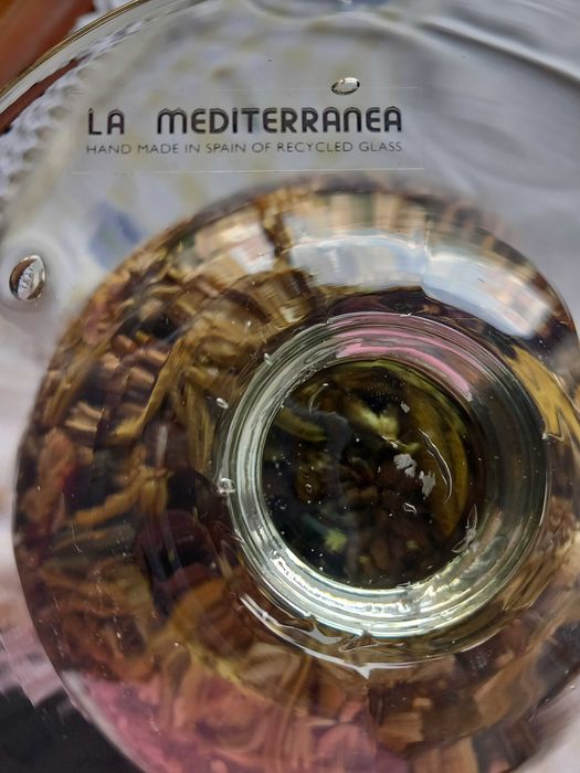 Potpourri em peça decorativa de vidro