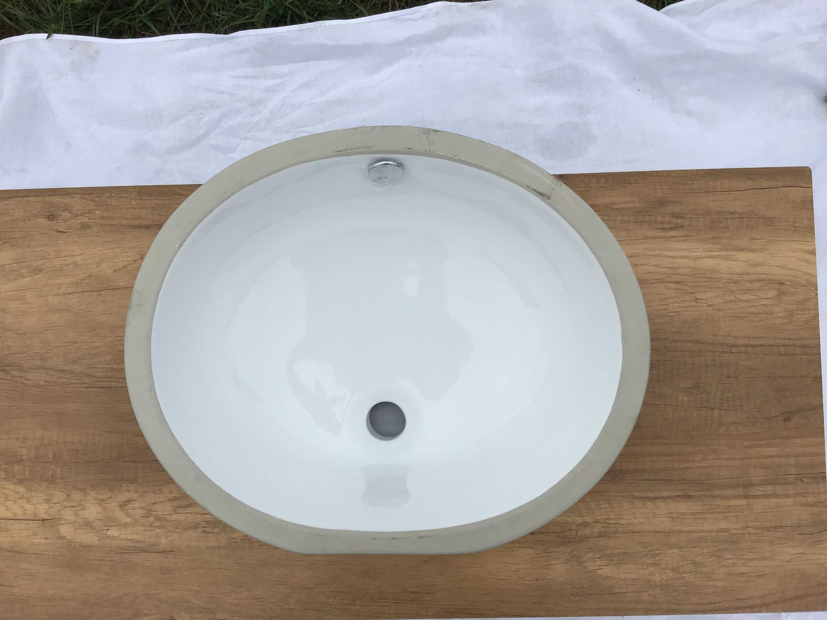 Umywalka podblatowa okrągła biała 41cm