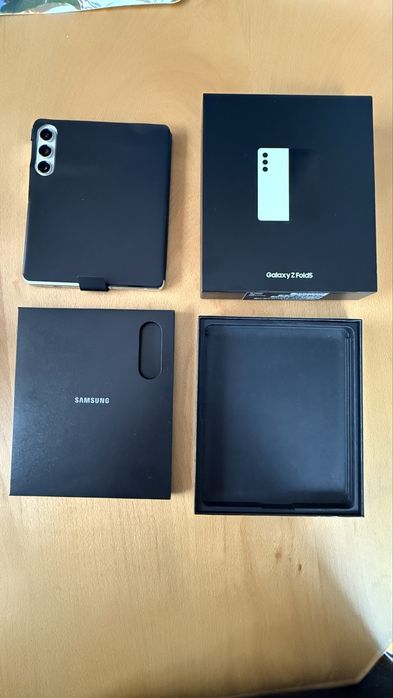 Samsung Galaxy ZFold 5 12gb| 512gb