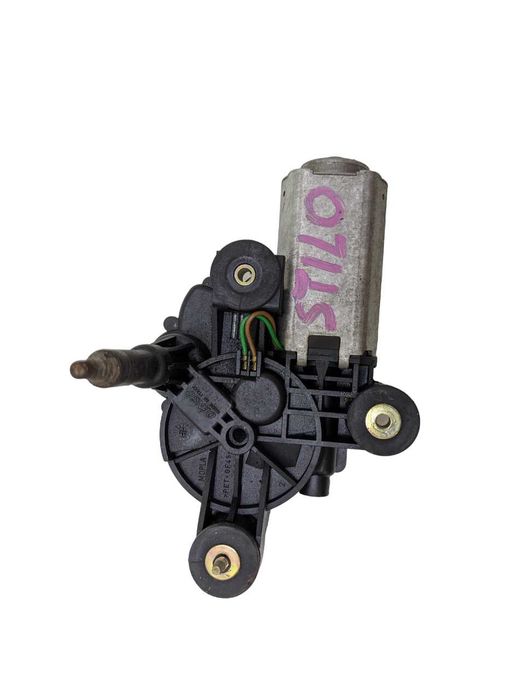 Fiat Stilo HB Silniczek Wycieraczki Tylnej Tył T