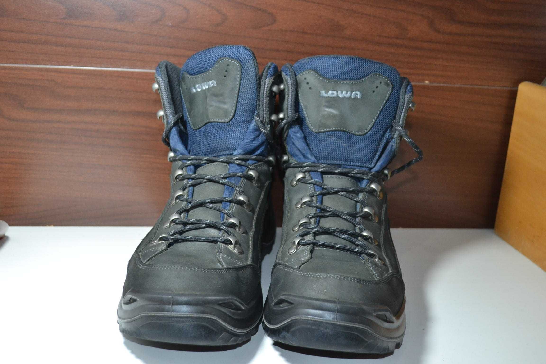 Lowa renegade gtx 46.5р ботинки кожаные берцы тактические.