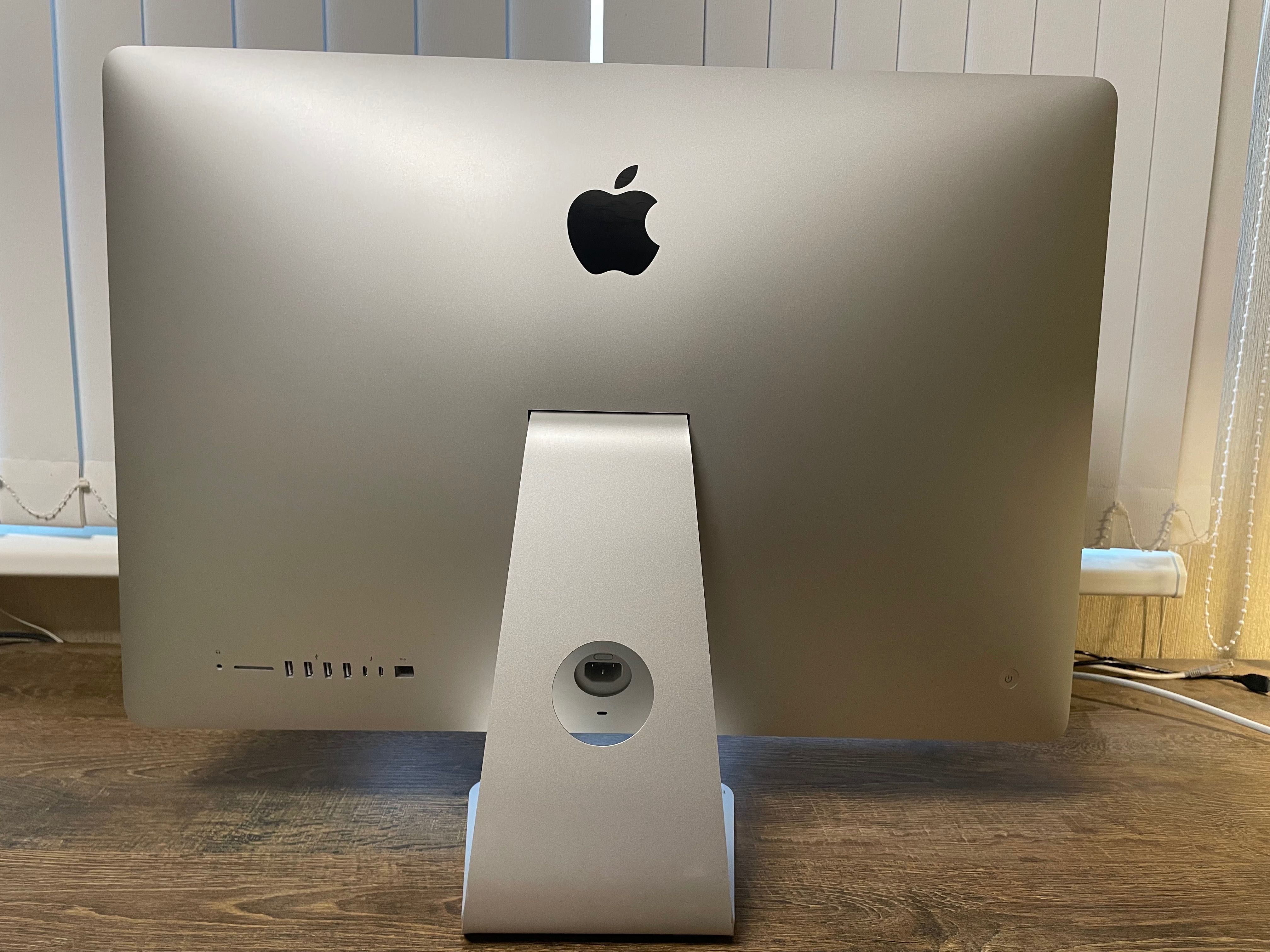 iMac 27 5K i5 16GB Radeon Pro 570
