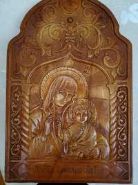Деревянная Икона Пресвятой  Богородицы