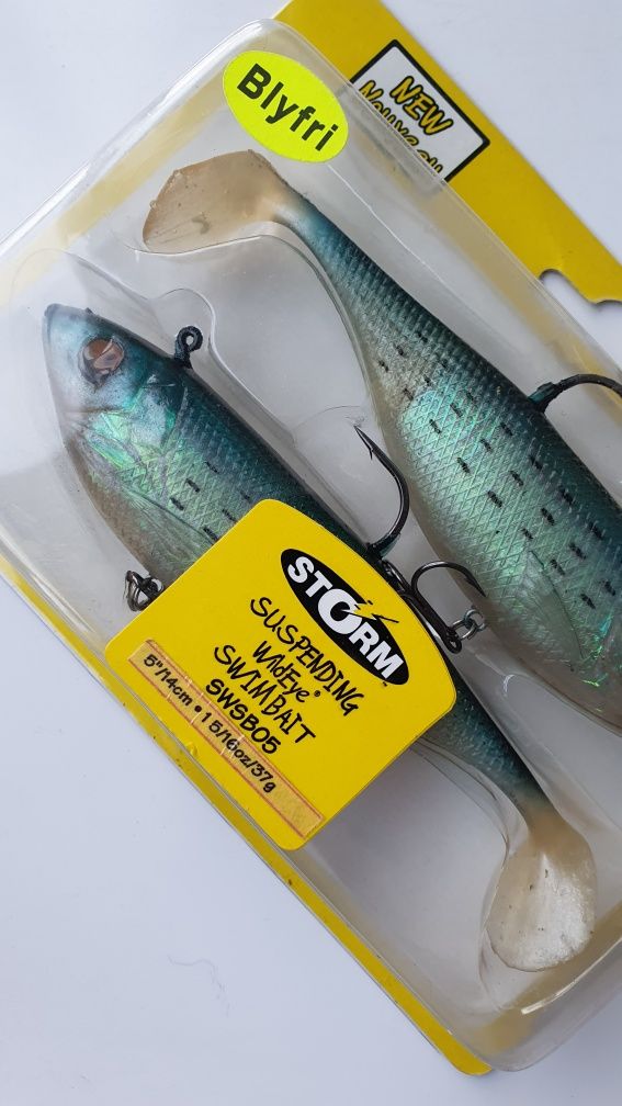 Gumy Storm Suspending WildEye Swimbait  14cm i 11cm, nowe!