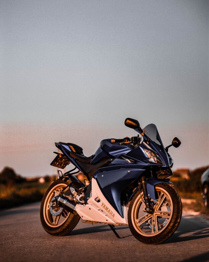 Sprzedam yamaha yzf r125.