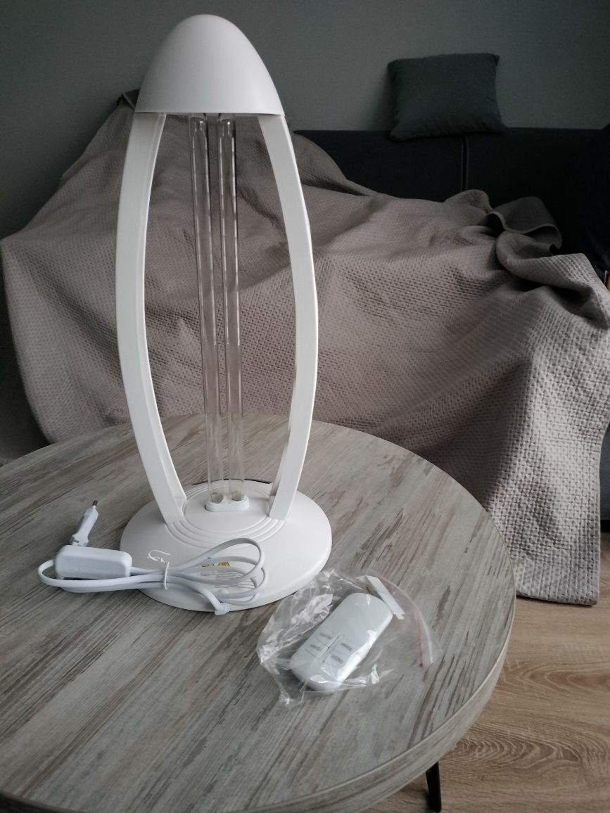 Lampa sterylizująca UVC z ozonowaniem