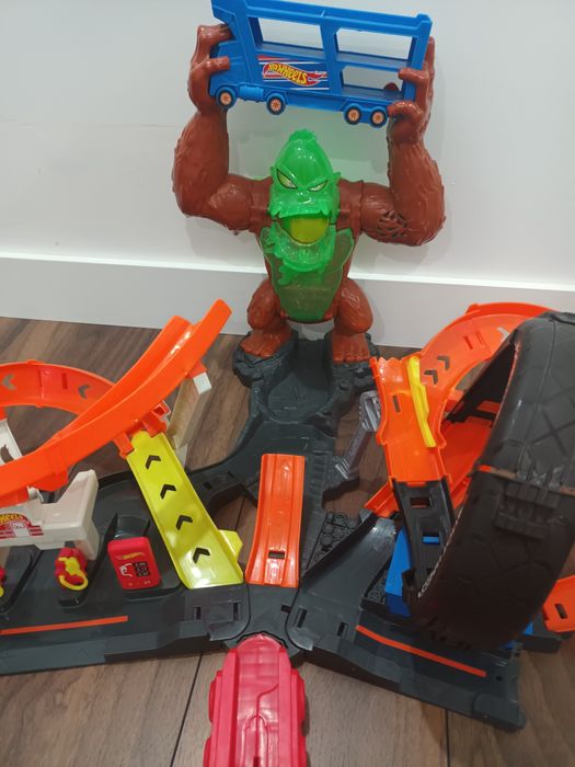 Hot Wheels Gorila Tóxico Da Cidade