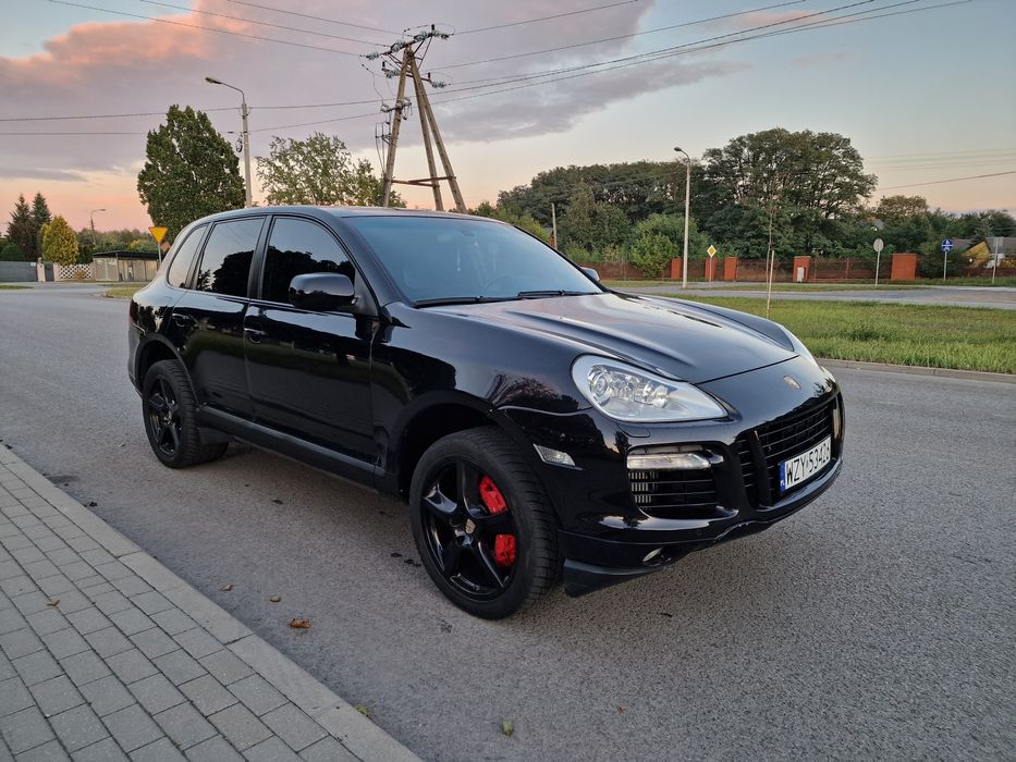 Porsche Cayenne Turbo Salon Polska