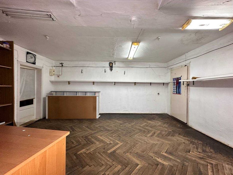 Комерційне приміщення у центрі