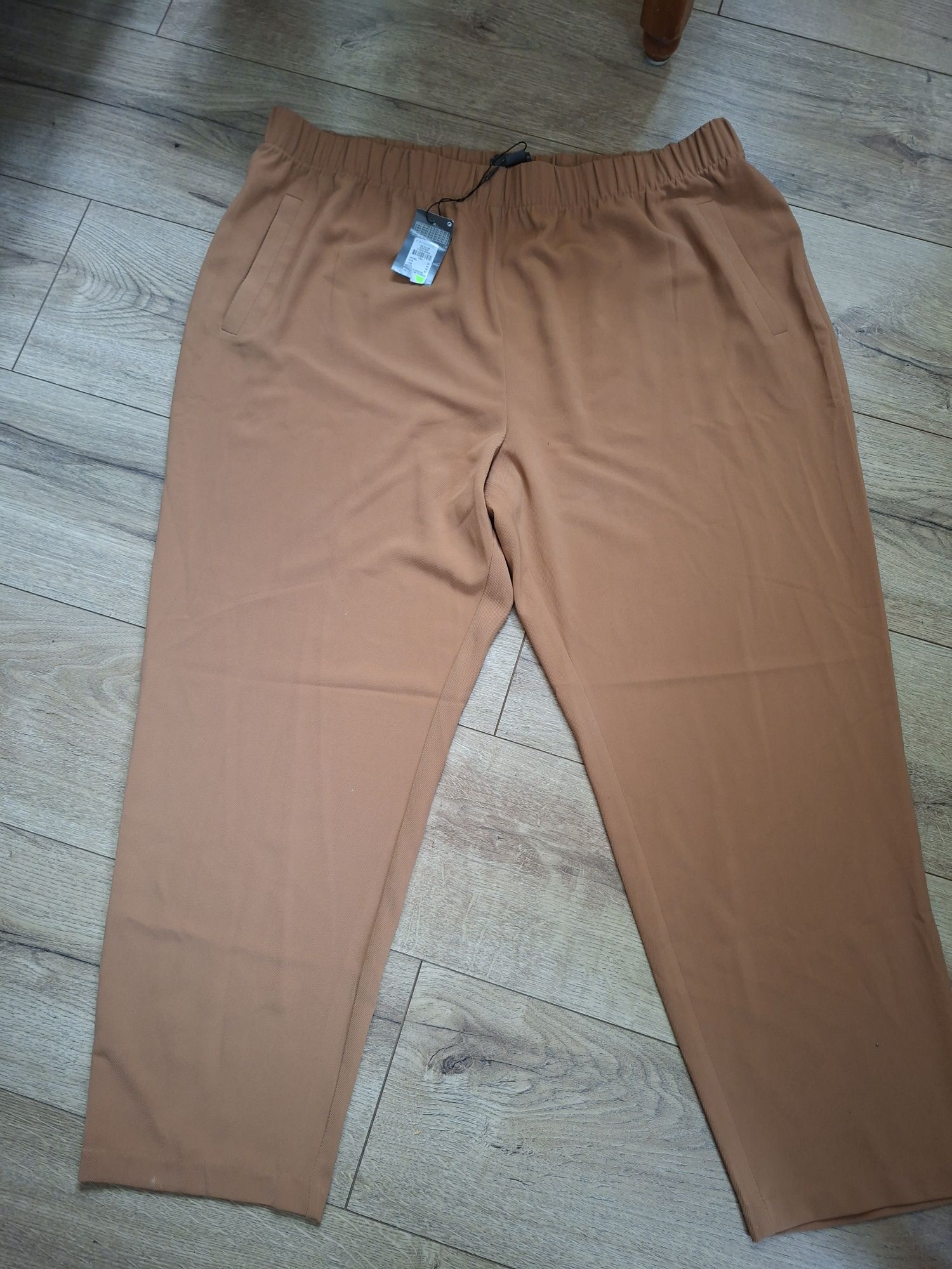 Spodnie damskie  nowe  50/52