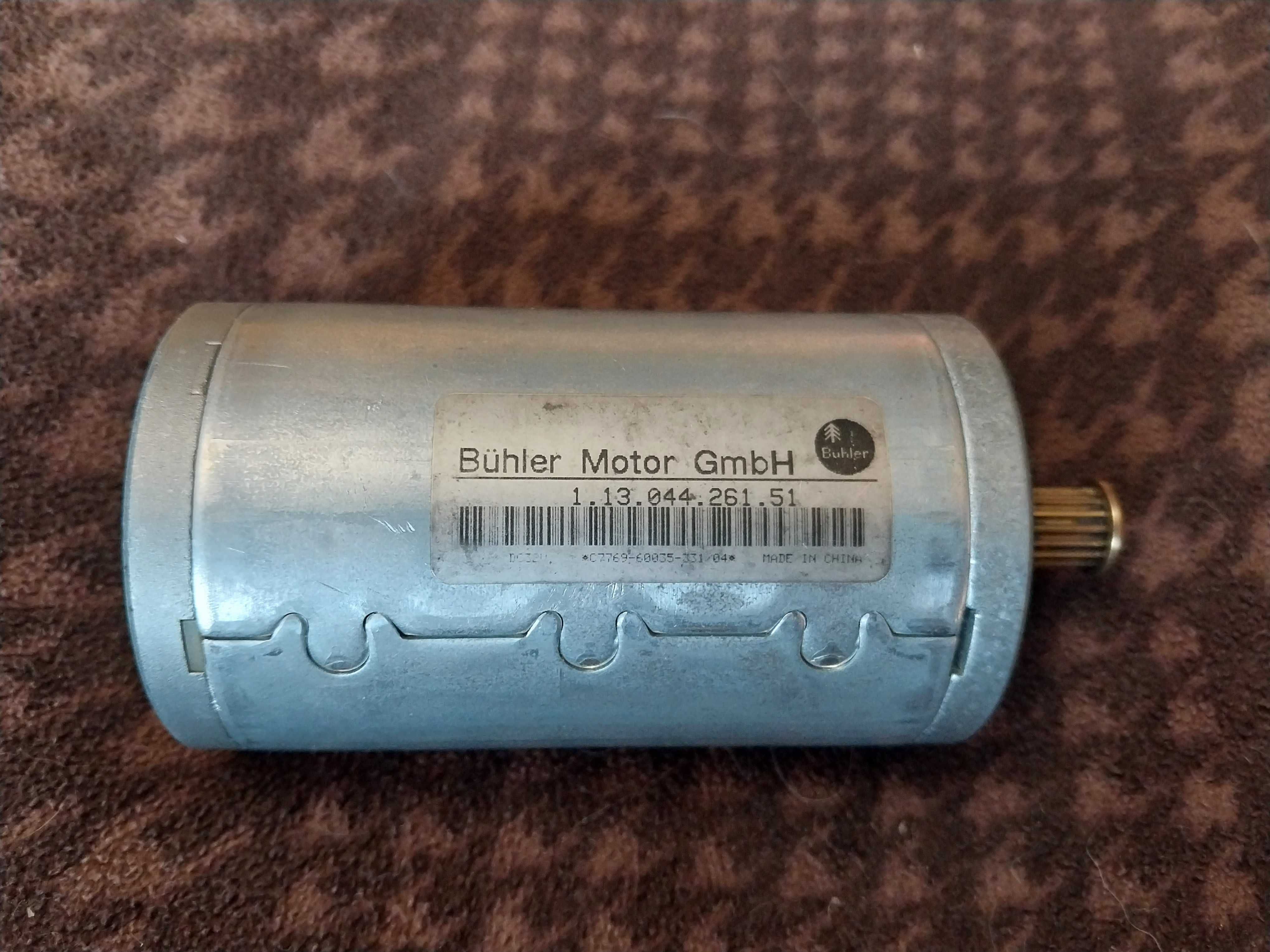 BUHLER 1.13.044.261.51 MOTOR (R6S3.4B4)